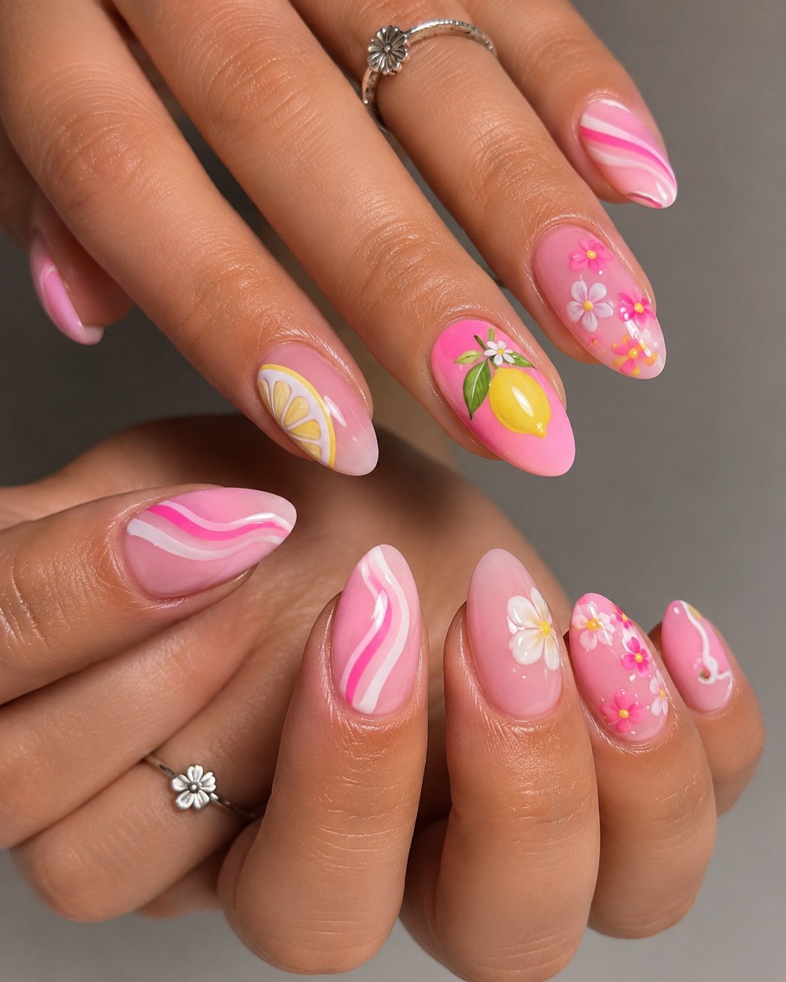 5 Almond Nail Ideas For A Dreamy Summer Manicure