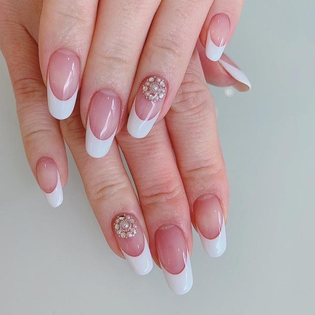 Diamond inspired gemstone French tips