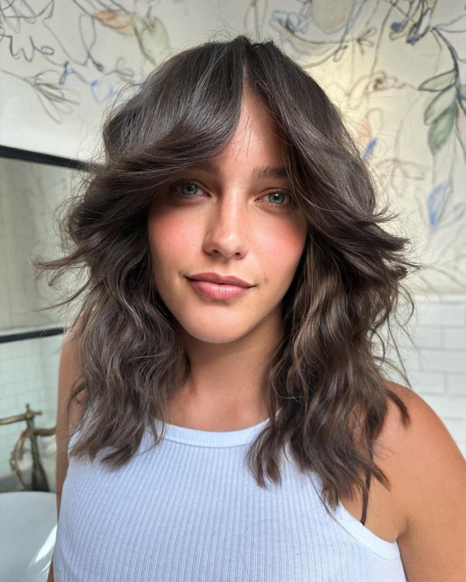 Medium wolf cut thick hair