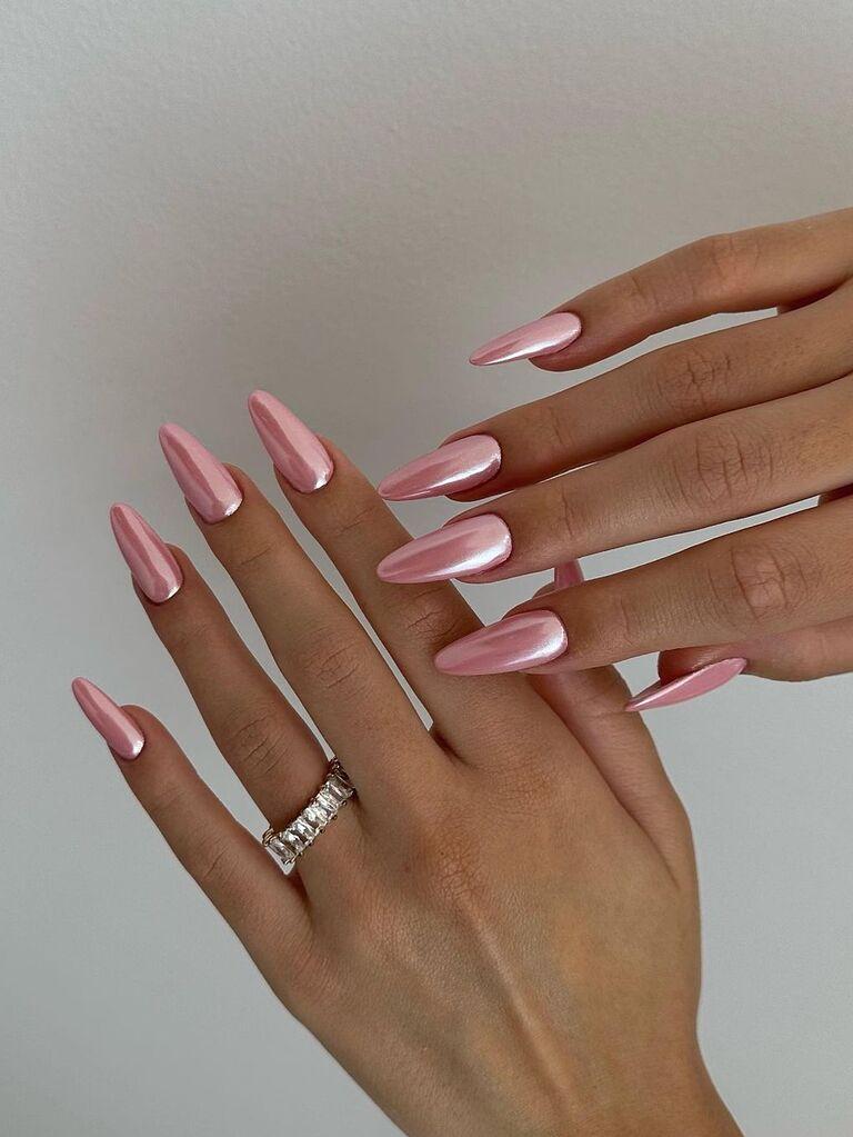 Luxury pink chrome manicure ideas