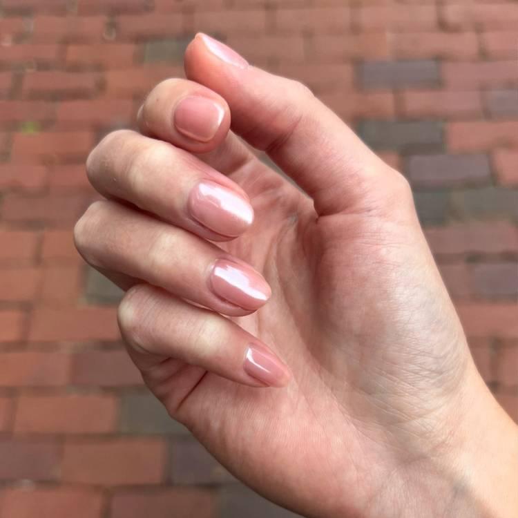 Natural length pink chrome nails
