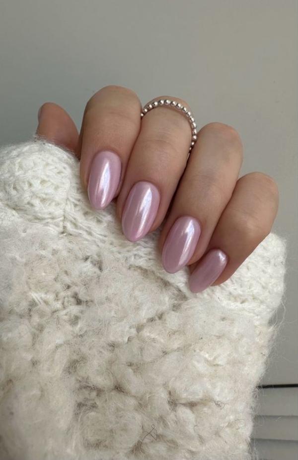 Pink chrome mirror powder nails