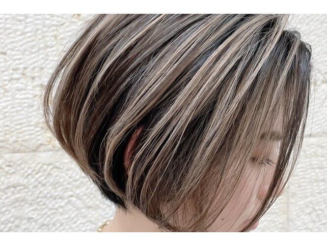 Short brown bob with ash highlights