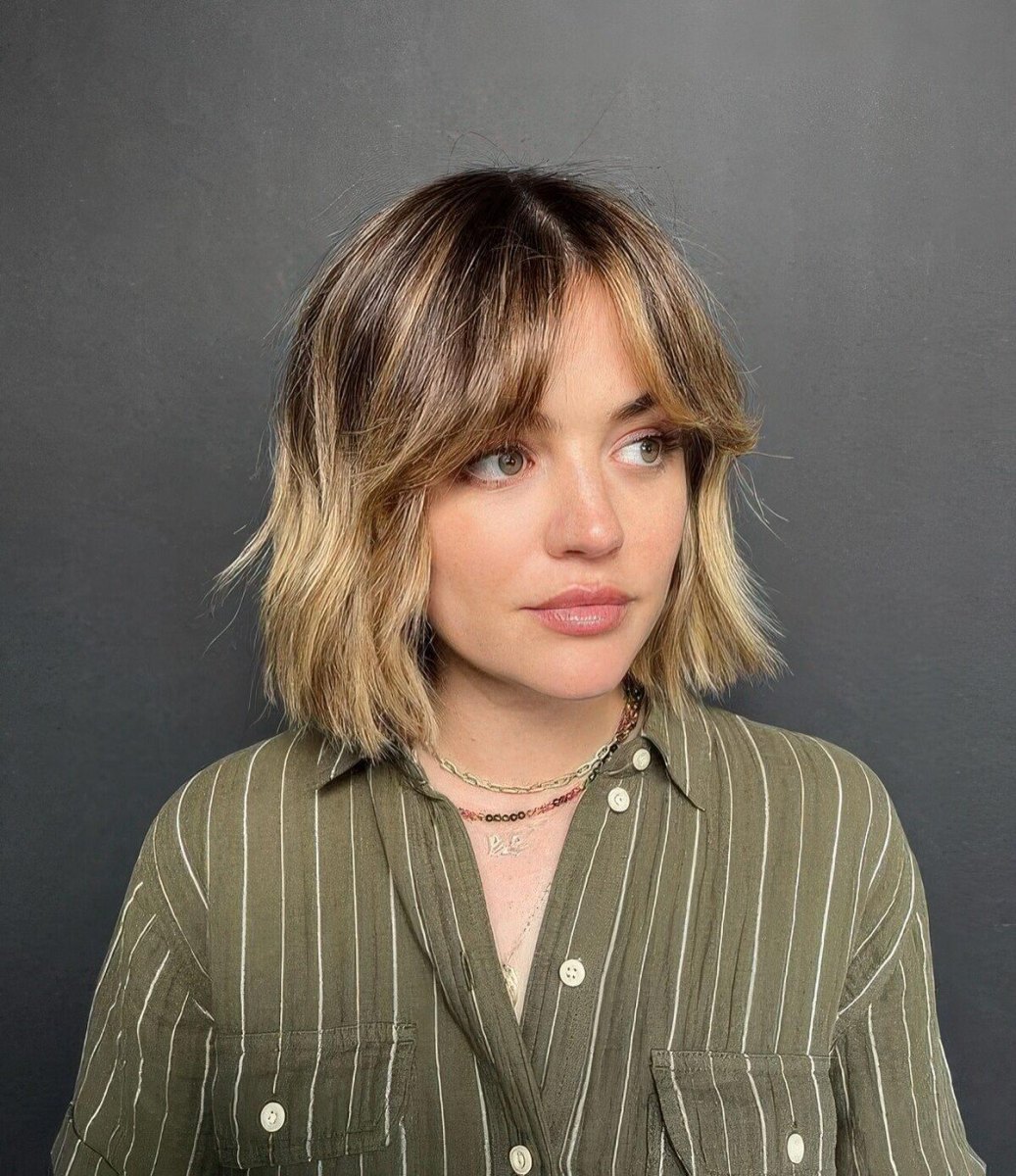 Short textured wispy curtain bangs haircut